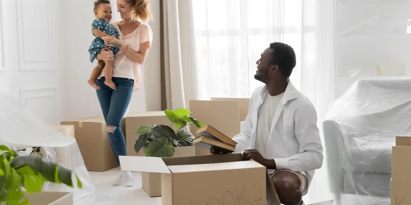 Best Miami Movers Customers Packing Boxes Spring Condo & HOA Moving