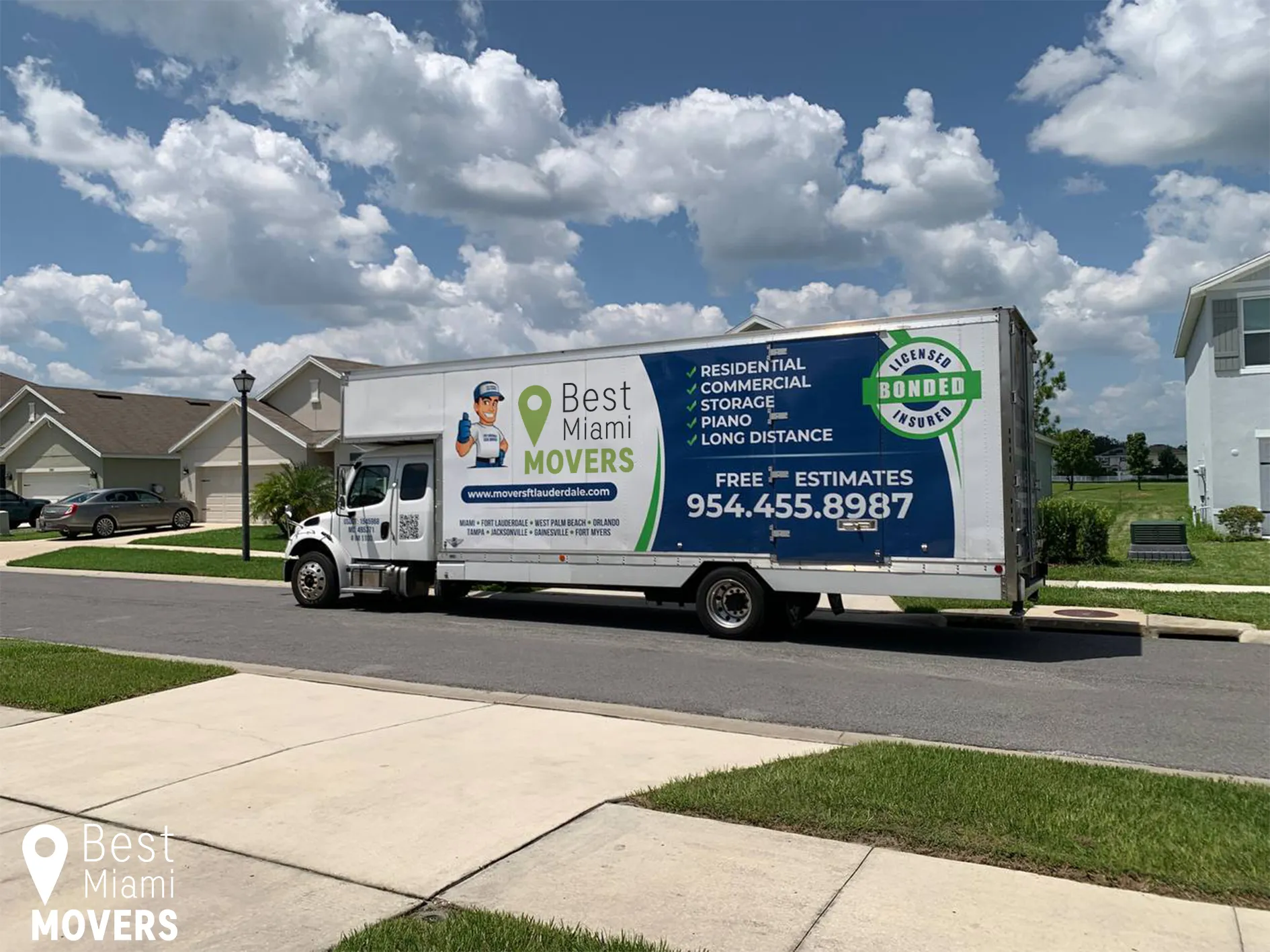 Best Miami Movers Commercial White Truck Ready for Loading Customer Boxes
